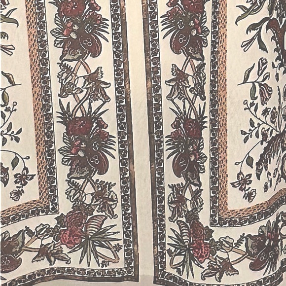 EUC! MAX STUDIO FLOWERED SLEEVELESS BLOUSE - Picture 8 of 11